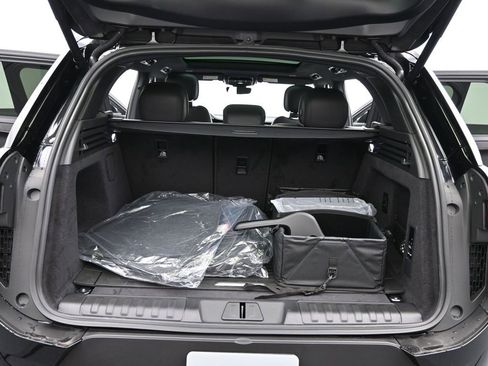 New 2026 Land Rover Range Rover Sport SE AWD/4WD image 14