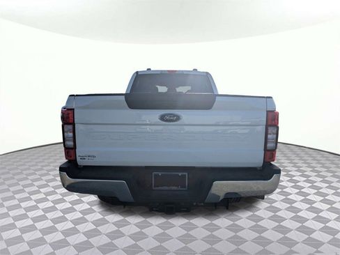 Used 2022 Ford F250 XLT image 4