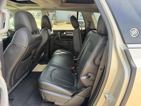Used 2016 Buick Enclave Leather image 9