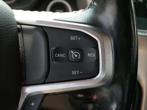 Used 2020 RAM 1500 Laramie AWD/4WD image 26