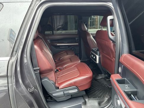 Used 2023 Ford Expedition Max Limited RWD image 16