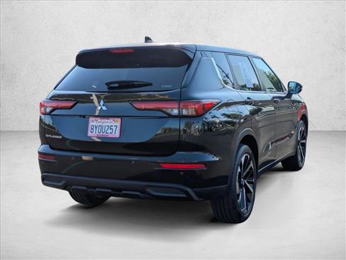 Used 2022 Mitsubishi Outlander ES image 5