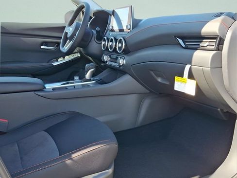 Certified 2025 Nissan Sentra SR w/ Midnight Edition FWD image 23