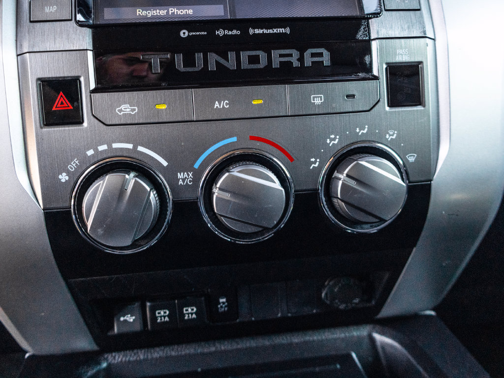 Used 2020 Toyota Tundra SR5 w/ SR5 Upgrade Package RWD image 35