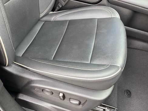 Used 2024 Chevrolet Tahoe Premier image 24