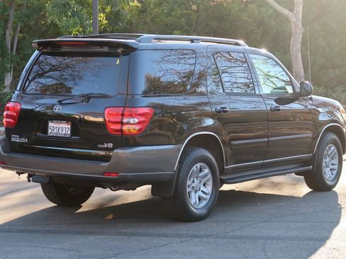 Used 2003 Toyota Sequoia SR5 image 5