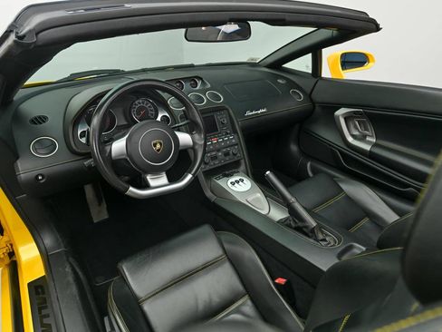 Used 2007 Lamborghini Gallardo Spyder AWD/4WD image 2
