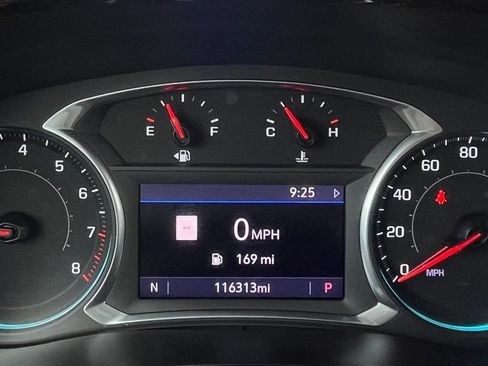 Used 2021 Chevrolet Traverse RS AWD/4WD image 12