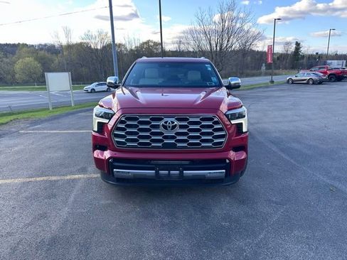 Used 2023 Toyota Sequoia Capstone image 8