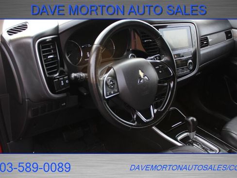 Used 2019 Mitsubishi Outlander SEL image 9