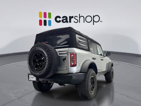 Used 2024 Ford Bronco Wildtrak image 5