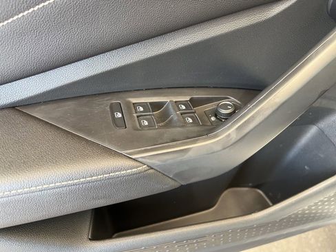 Certified 2024 Volkswagen Jetta SEL image 38