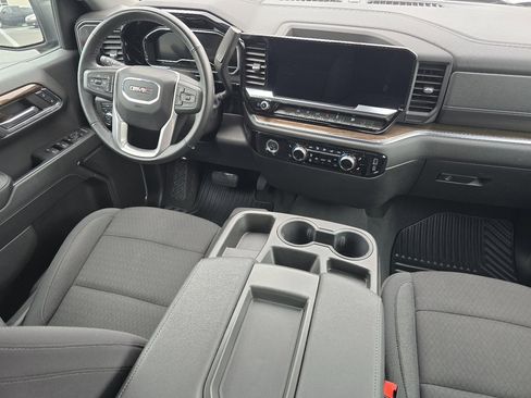Used 2024 GMC Sierra 1500 Elevation image 29