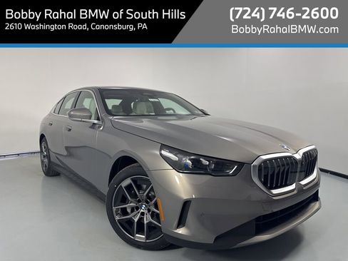 New 2026 BMW 530i xDrive AWD/4WD image 1