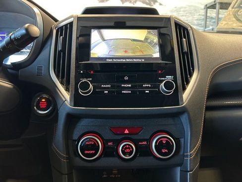 Used 2023 Subaru Crosstrek 2.0i Premium image 6