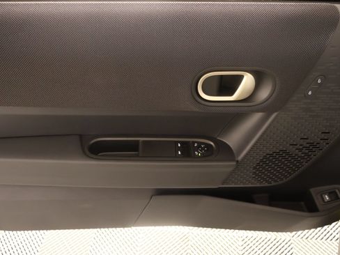 New 2026 MINI Cooper 2-Door Hardtop FWD image 13