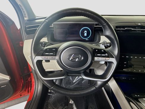 Used 2023 Hyundai Tucson Limited FWD image 13