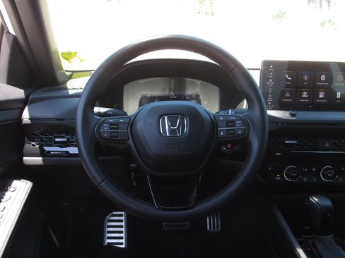 Certified 2025 Honda Accord Sport image 23