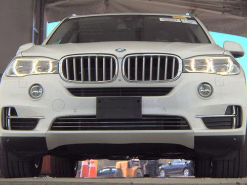 Used 2015 BMW X5 xDrive50i image 3