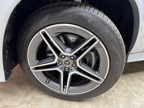 New 2025 Mercedes-Benz GLS 450 4MATIC image 30