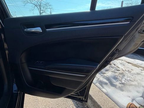 Used 2021 Chrysler 300 S image 19