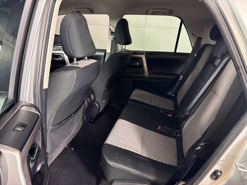 Used 2015 Toyota 4Runner SR5 image 37