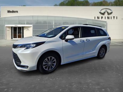 Used 2021 Toyota Sienna XLE w/ XLE Plus Package