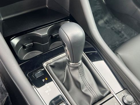 Used 2024 MAZDA MAZDA3 s image 31