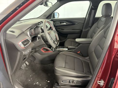 Certified 2023 Chevrolet TrailBlazer RS w/ Convenience Package image 6