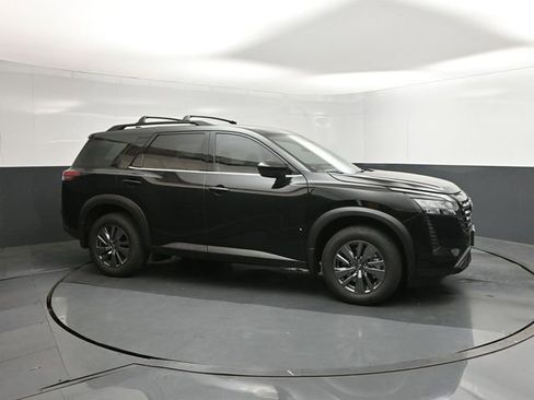 New 2026 Nissan Pathfinder SV image 26