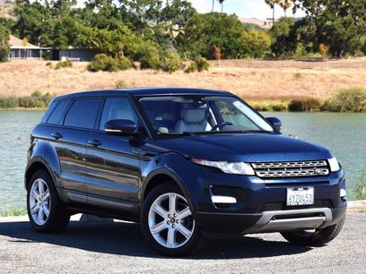 Used 2013 Land Rover Range Rover Evoque Pure Plus w/ Pure Plus Pkg