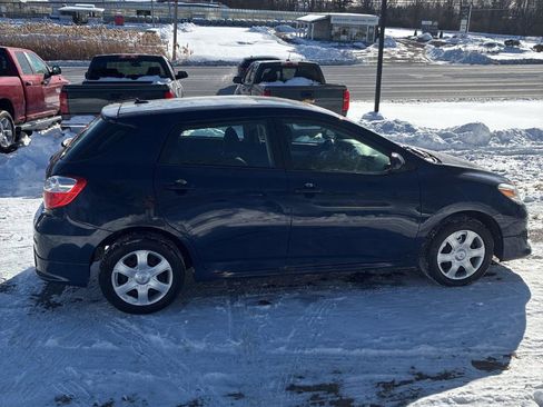 Used 2010 Toyota Matrix S image 4
