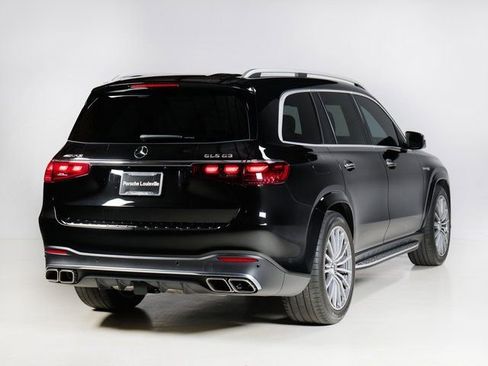 Used 2025 Mercedes-Benz GLS 63 AMG 4MATIC image 9