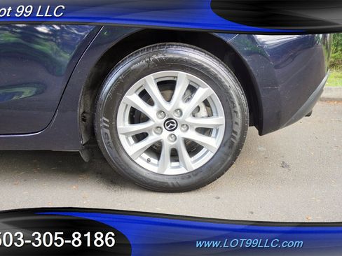 Used 2016 MAZDA MAZDA3 i Touring image 3