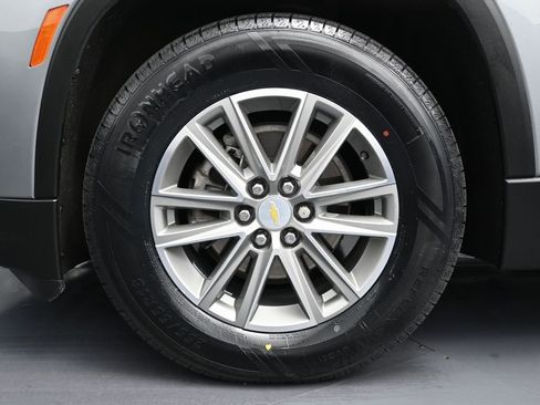 Used 2023 Chevrolet Traverse LT w/ LPO, Floor Liner Package image 9