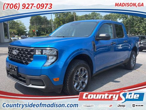Used 2025 Ford Maverick XLT w/ Equipment Group 302A AWD/4WD image 1
