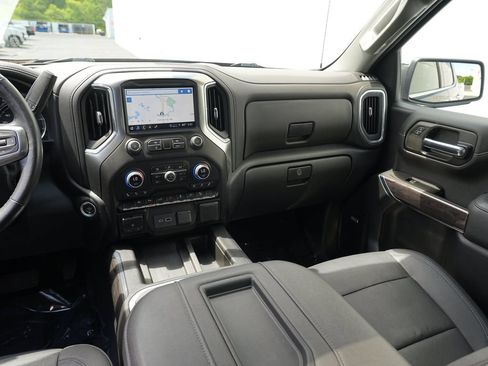 Used 2022 Chevrolet Silverado 1500 LTZ w/ LTZ Premium Package AWD/4WD image 22