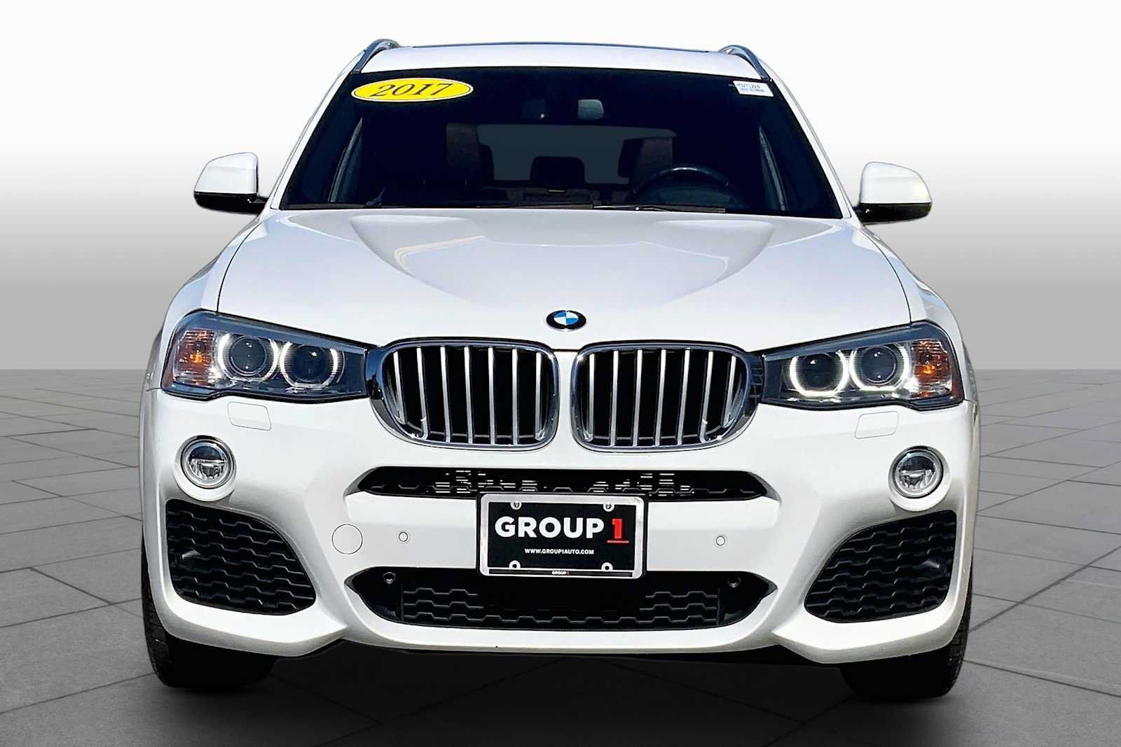 Used 2017 BMW X3 xDrive28i AWD/4WD image 4