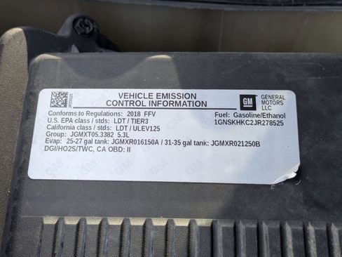 Used 2018 Chevrolet Suburban LT AWD/4WD image 25