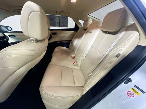Used 2015 Toyota Avalon Limited image 24