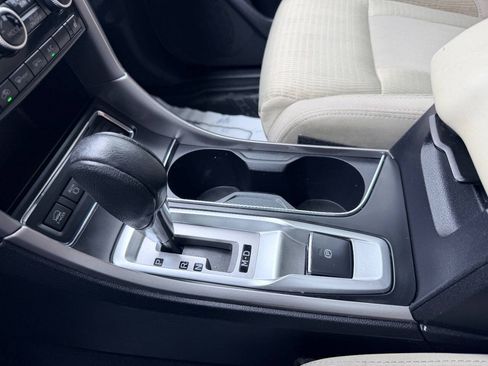 Used 2020 Subaru Ascent Premium w/ Convenience Package AWD/4WD image 44