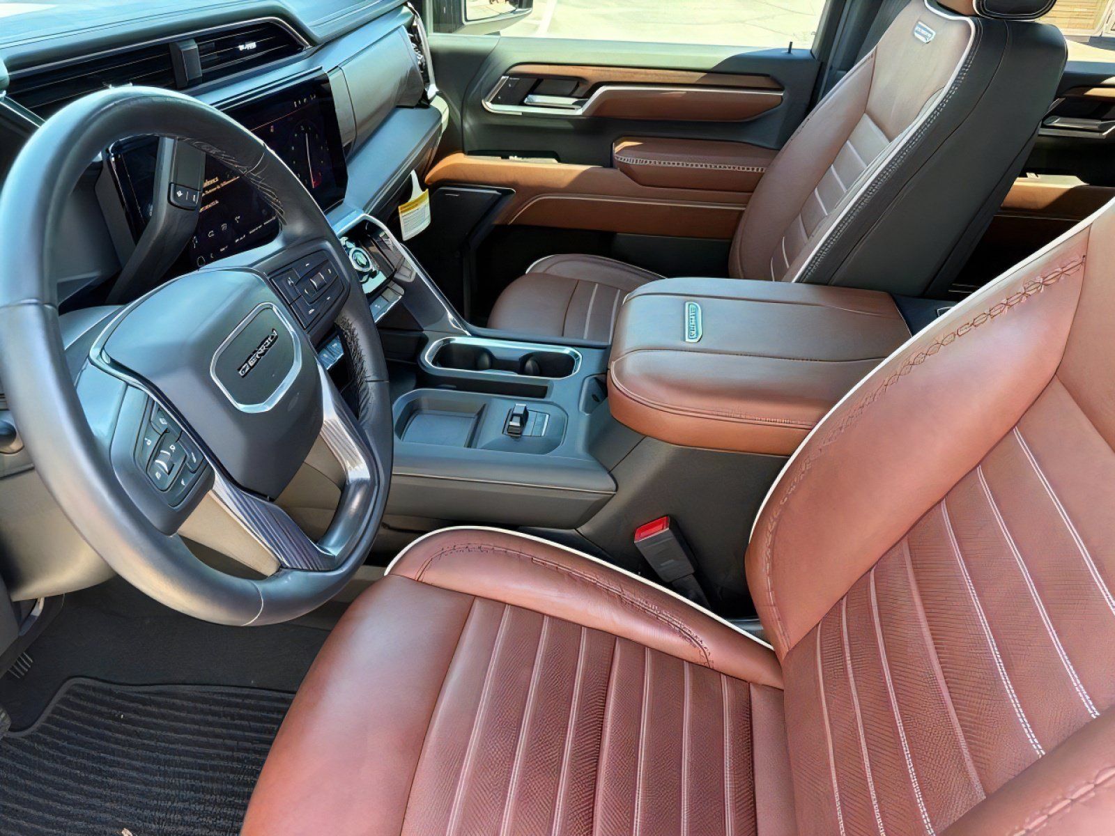 Used 2026 GMC Sierra 2500 Denali Ultimate w/ Max Trailering Package AWD/4WD image 18