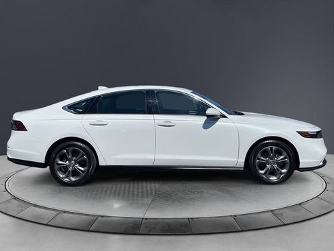 Used 2024 Honda Accord EX image 6