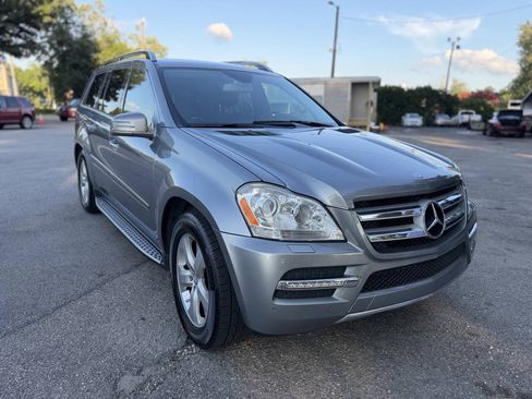 Used 2012 Mercedes-Benz GL 450 4MATIC image 3