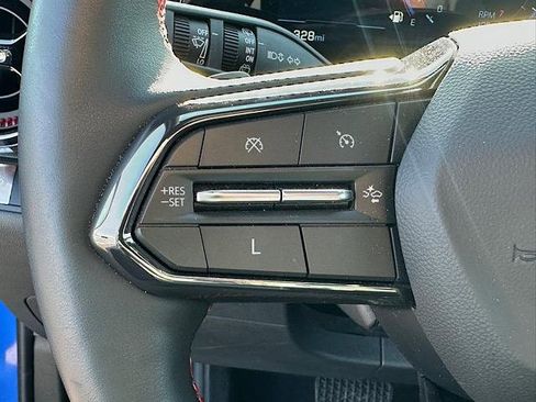 Used 2025 Chevrolet Equinox RS image 23