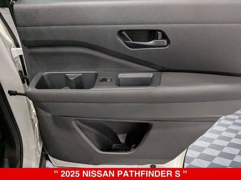 Certified 2025 Nissan Pathfinder S AWD/4WD image 30