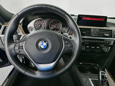 Used 2018 BMW 330i Sedan RWD image 11