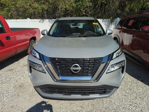 Certified 2023 Nissan Rogue SV image 3