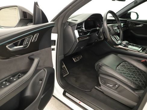 Certified 2023 Audi SQ8 Prestige w/ Prestige Package AWD/4WD image 13