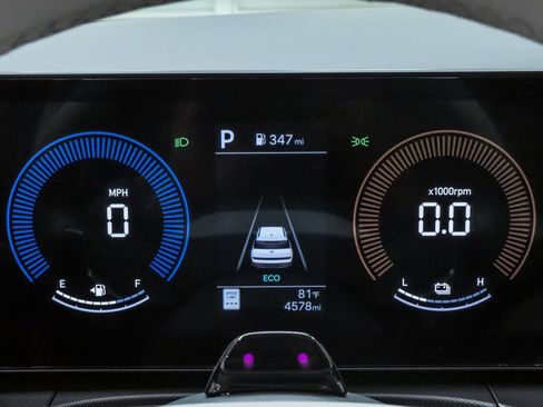 Certified 2026 Hyundai Santa Fe SEL FWD image 22